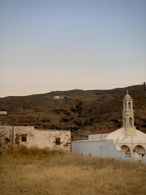 Serenity Living Platia, Tinos *