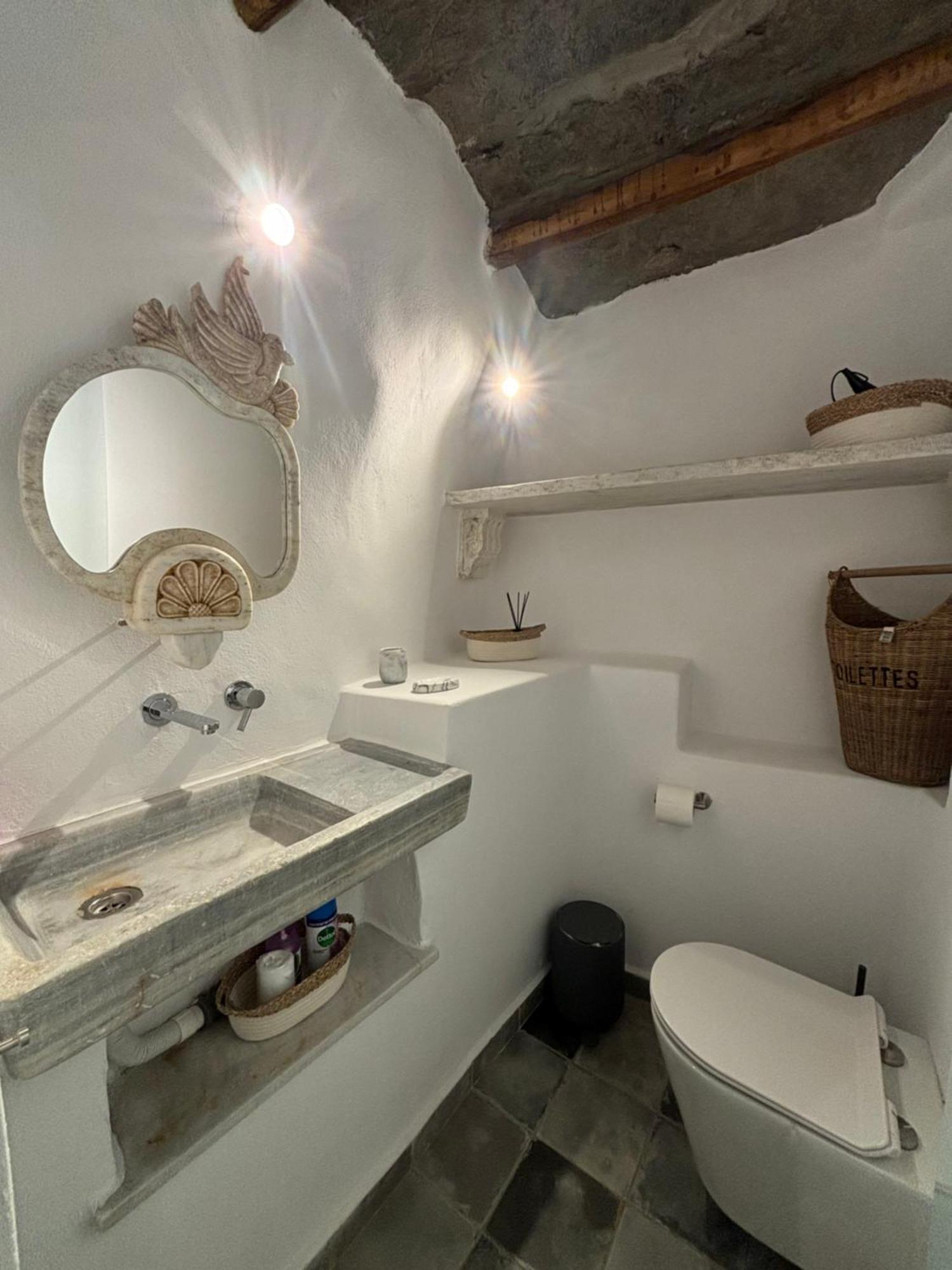 Serenity Living Platia, Tinos *