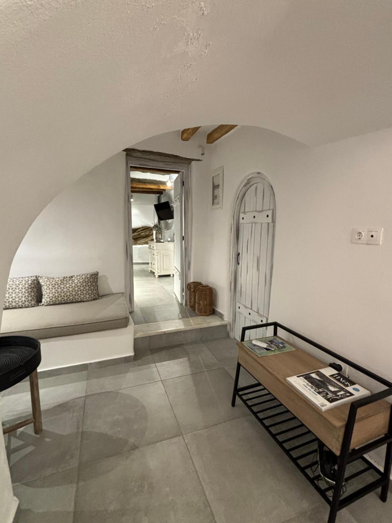 Serenity Living Platia, Tinos Holiday home Platia (Tinos)
