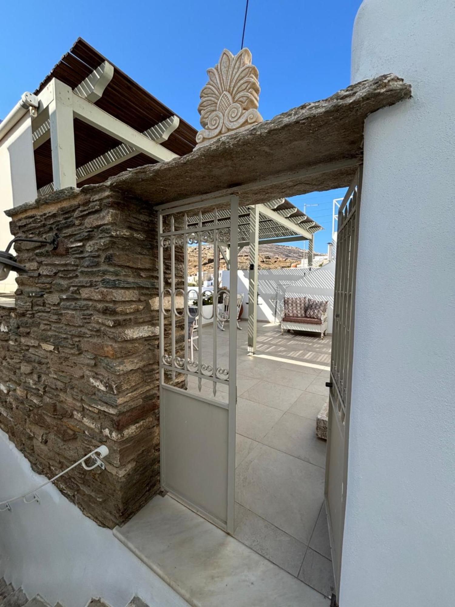 Serenity Living Platia, Tinos Platia (Tinos)