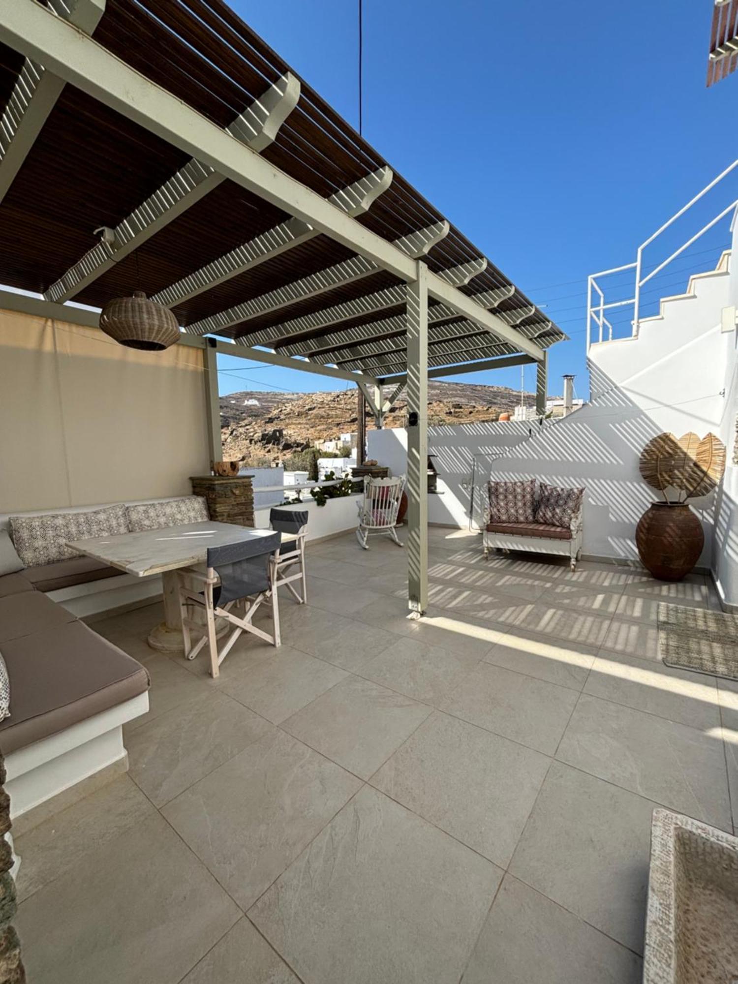 Serenity Living Platia, Tinos Ferienhaus Platiá